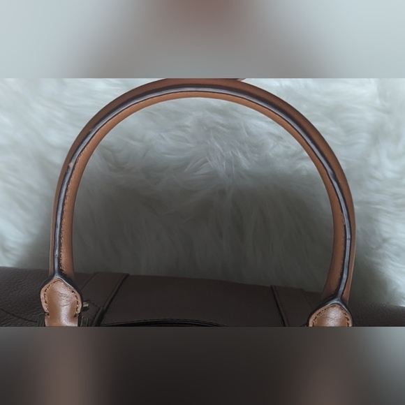 NWOT Michael Kors stunning brn soft leather gold lock in front & key in pouch - Picture 14 of 15